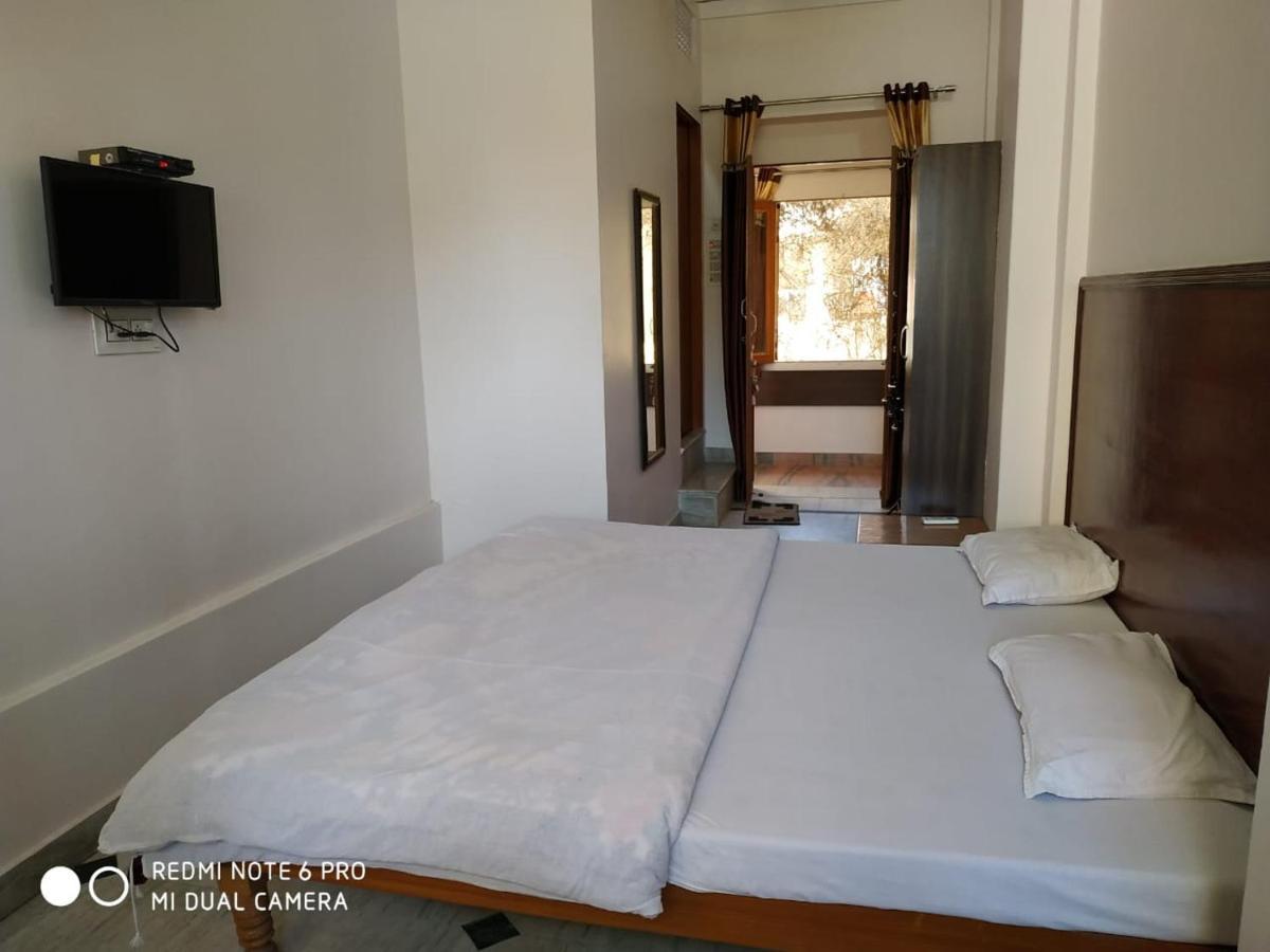 Boby Home Stay "Boby Mansion" Τζαϊπούρ Εξωτερικό φωτογραφία